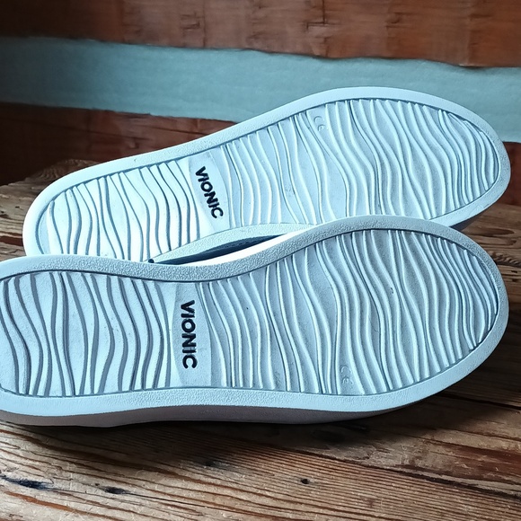 Vionic Keke sneaker black leather ribbon laces size 9.5 - Picture 7 of 9